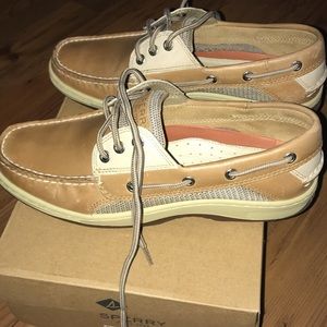 Sperry shoes